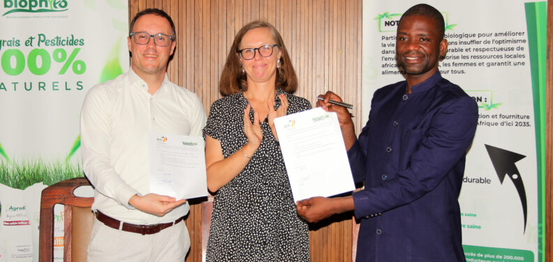 Cérémonie de signature d&rsquo;accord de partenariat entre BIO-Invest et BIOPHYTO SA